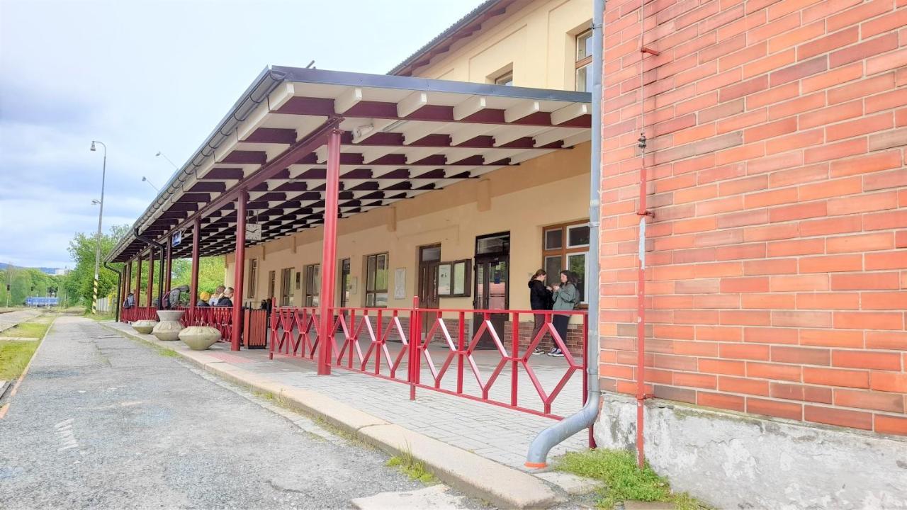 JW Retro: Vintage Cycling Haven near Krkonoše Mountains Apartment Male Svatonovice Exterior photo